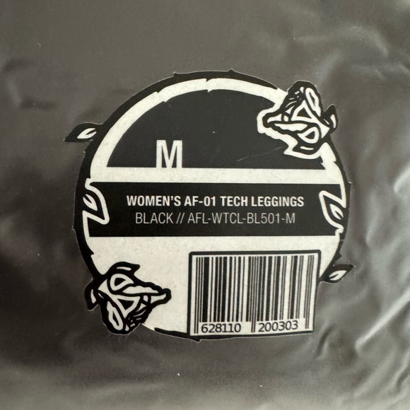 Alpha Forward Women’s Tech Leggings NWT Black (M) - Picture 7 of 11